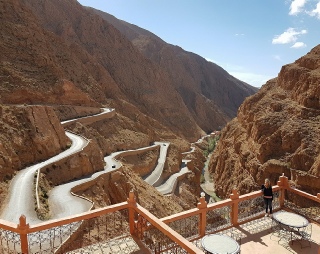 4 Days New Year tour from Fez to desert,Fes Christmas trip to Merzouga and Marrakech